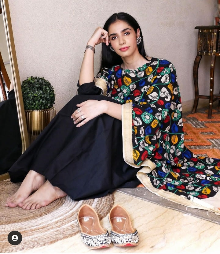 3 Piece Kalidaar Black Suit Set with Handpainted Srikalahasti Kalamkari Cotton Dupatta - Desisass