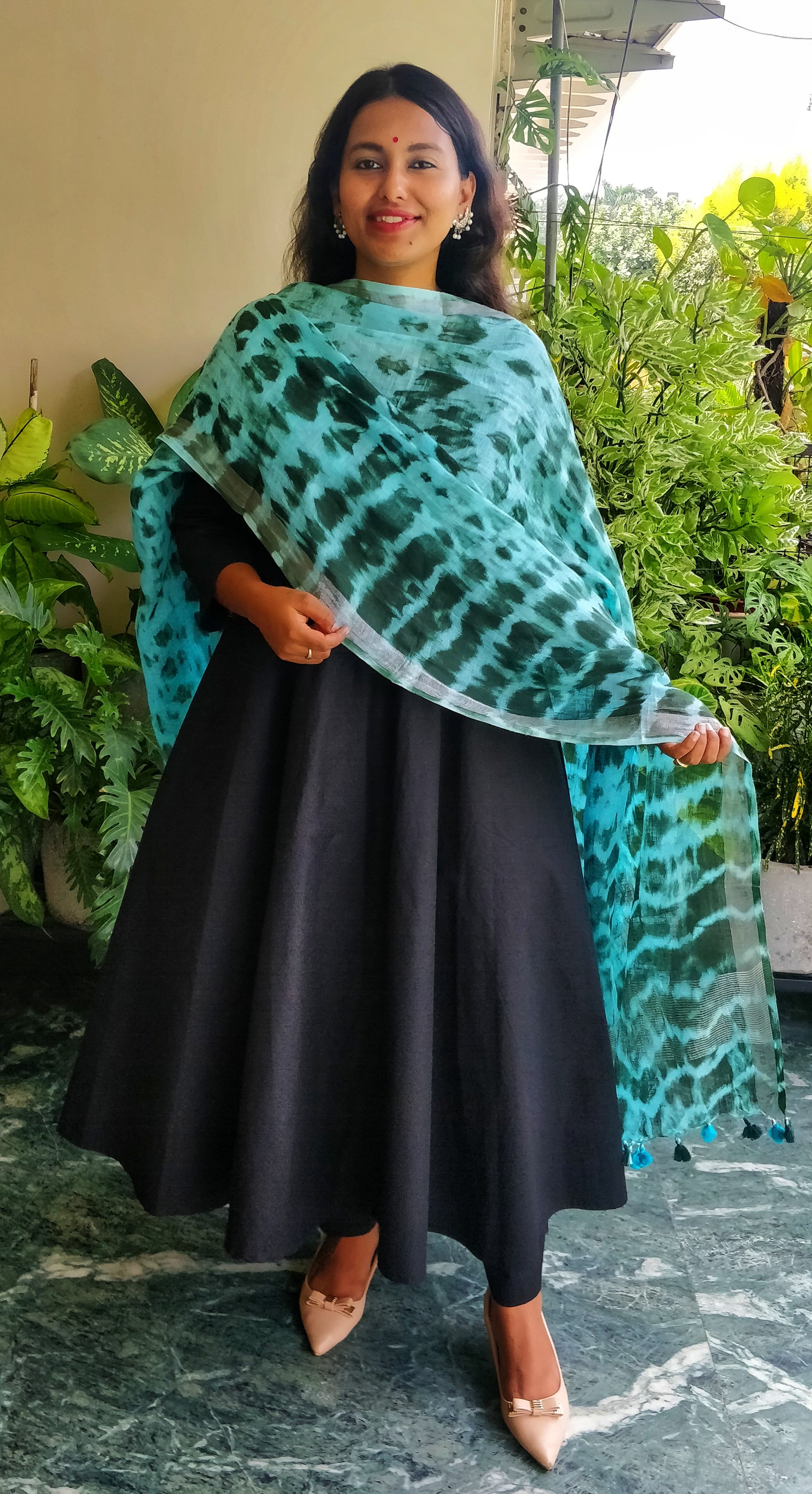 Turquoise Temptation Pure Bhagalpur Linen Dupatta with Matching Tassels