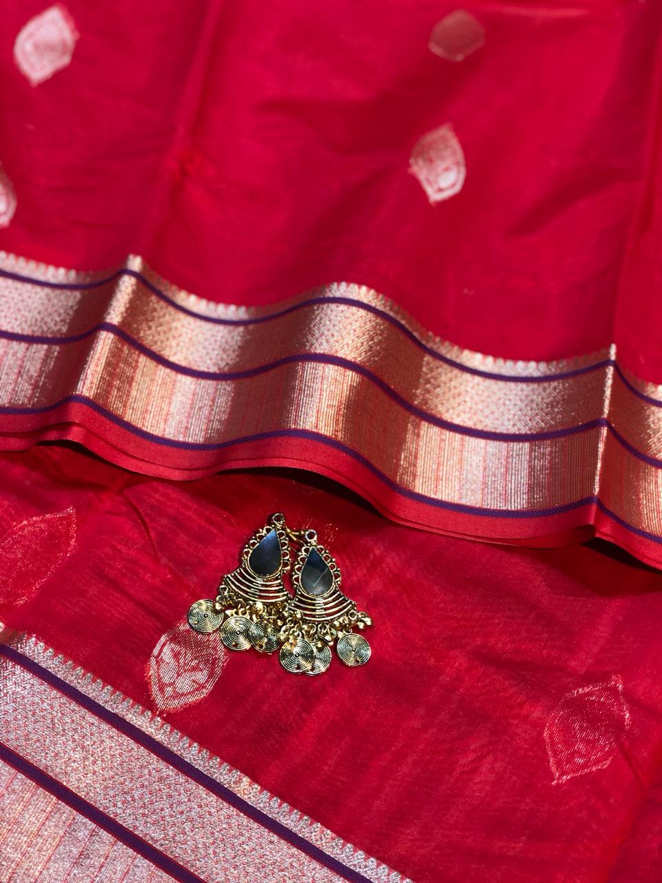 Crimson Red Pure Cotton Maheshwari Saree with Zari Pallu