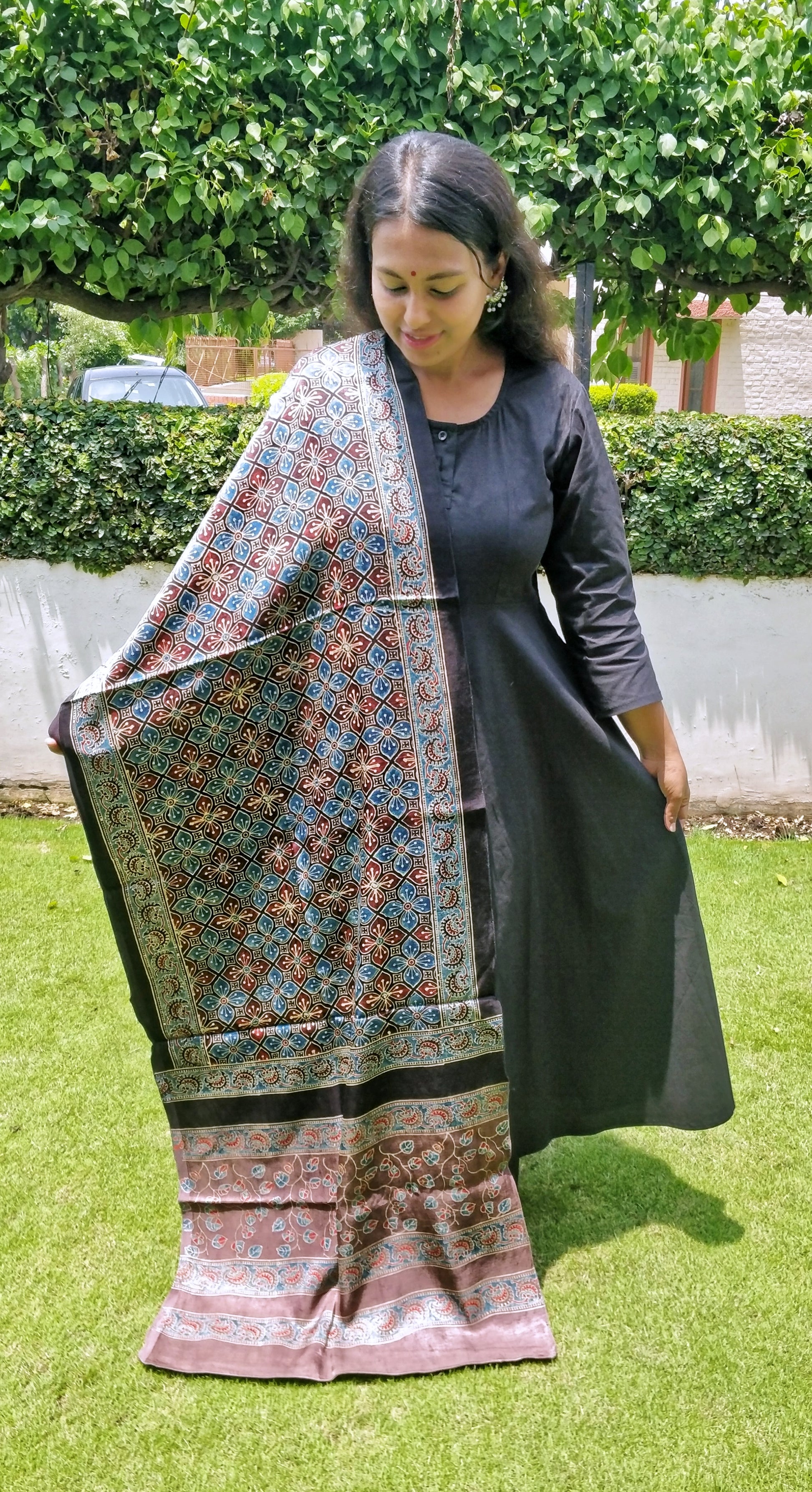 ue and Rasin Ajrakh Hand Block Print Mashru Silk Stole